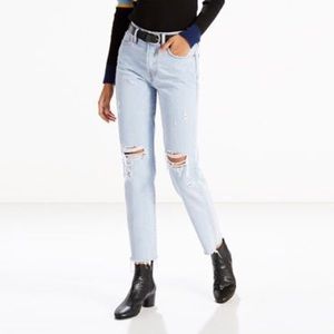 Levi’s Wedgie Fit Jeans
